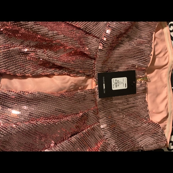 Fashion Nova rose gold sequin pant top set . - Picture 5 of 8